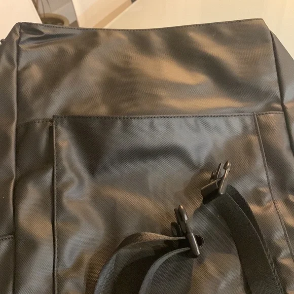 Bench laptop backpack - Picture 3 of 8